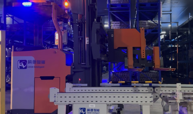 AGV三向叉車自動轉運-天長缸蓋項目